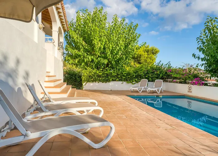 Beatriz Santo Tomás